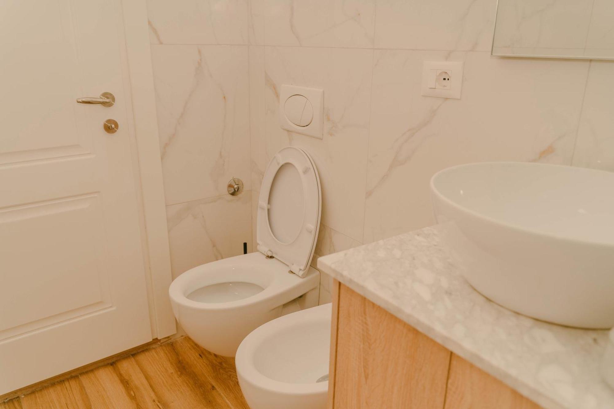 Studio Flat In Heart Of Tiran Dış mekan fotoğraf