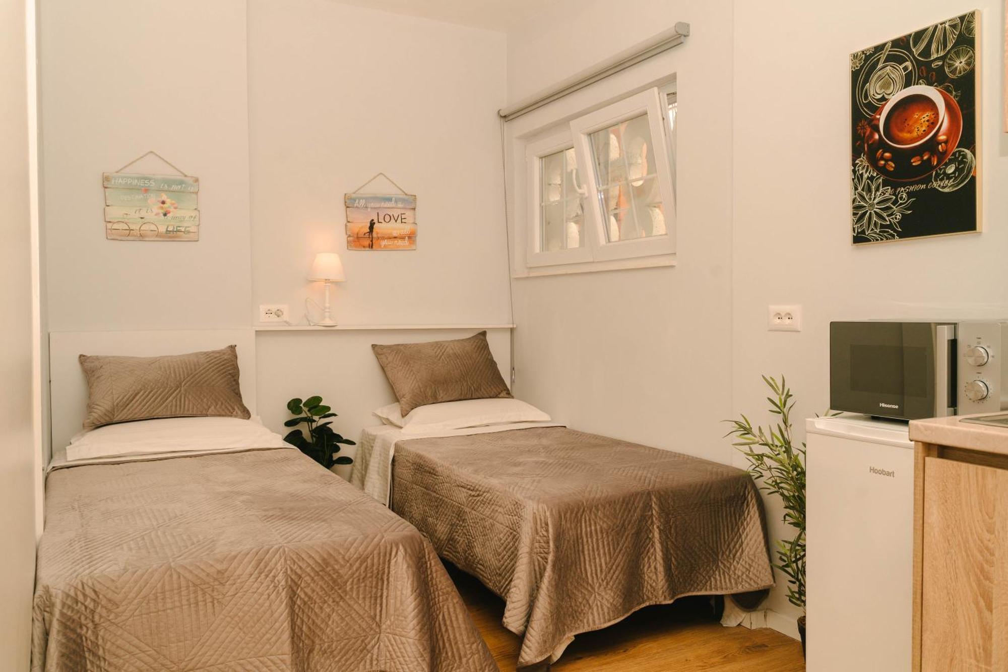 Studio Flat In Heart Of Tiran Dış mekan fotoğraf