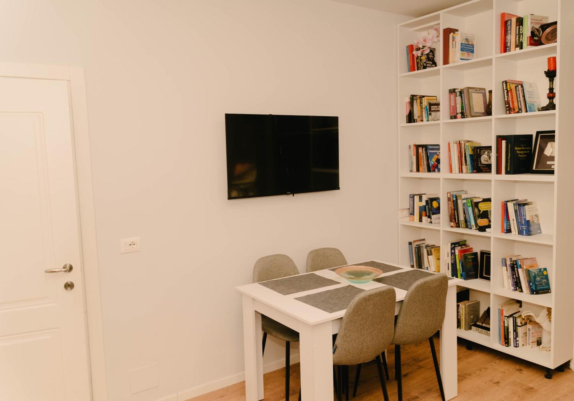 Studio Flat In Heart Of Tiran Dış mekan fotoğraf