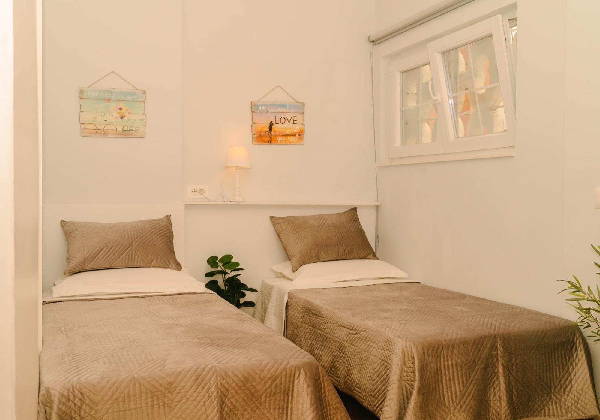 Studio Flat In Heart Of Tiran Dış mekan fotoğraf